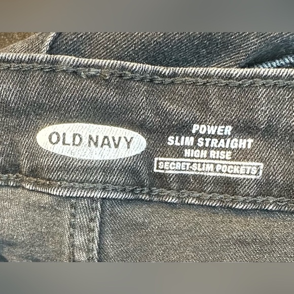 Old Navy High Rise Power Slim Straight Black Ripped Denim Jeans Women’s 8 - Picture 4 of 7